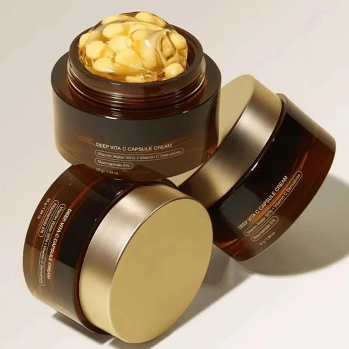 Widoczny blask i nawilżona skóra dzięki kapsułkom C