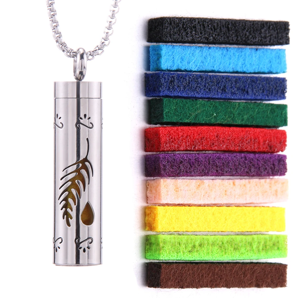Aromatherapy diffuser necklace with interchangeable pads 