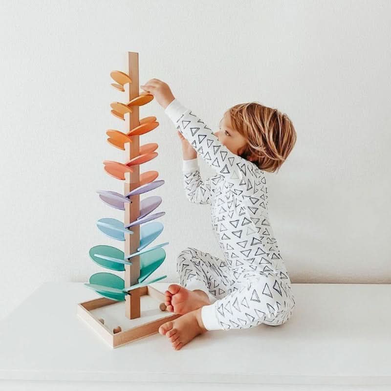 Stimuler kreativiteten hos ditt barn med detta pedagogiska spel 