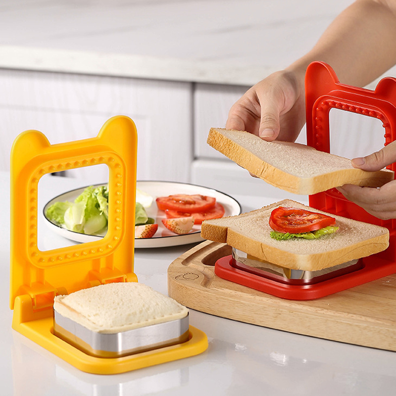 Device for cutting and sealing your homemade sandwiches (x3) 