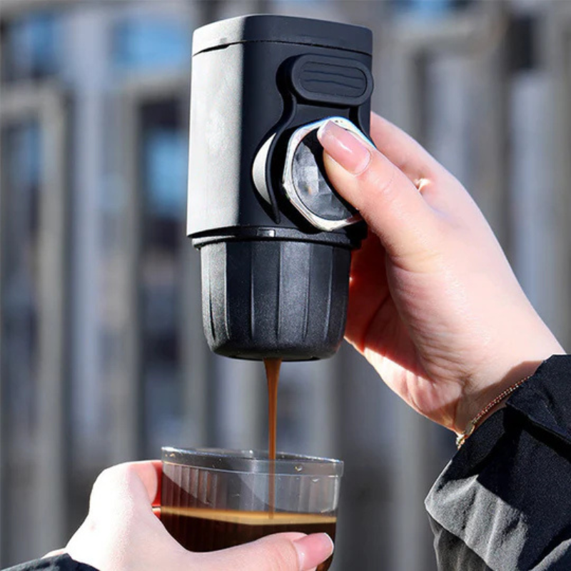 Machine espresso portable — café prêt partout