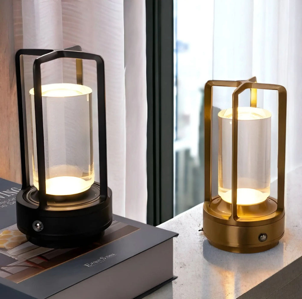 Scandinavische LED tafellamp – Elegante en draagbare verlichting 